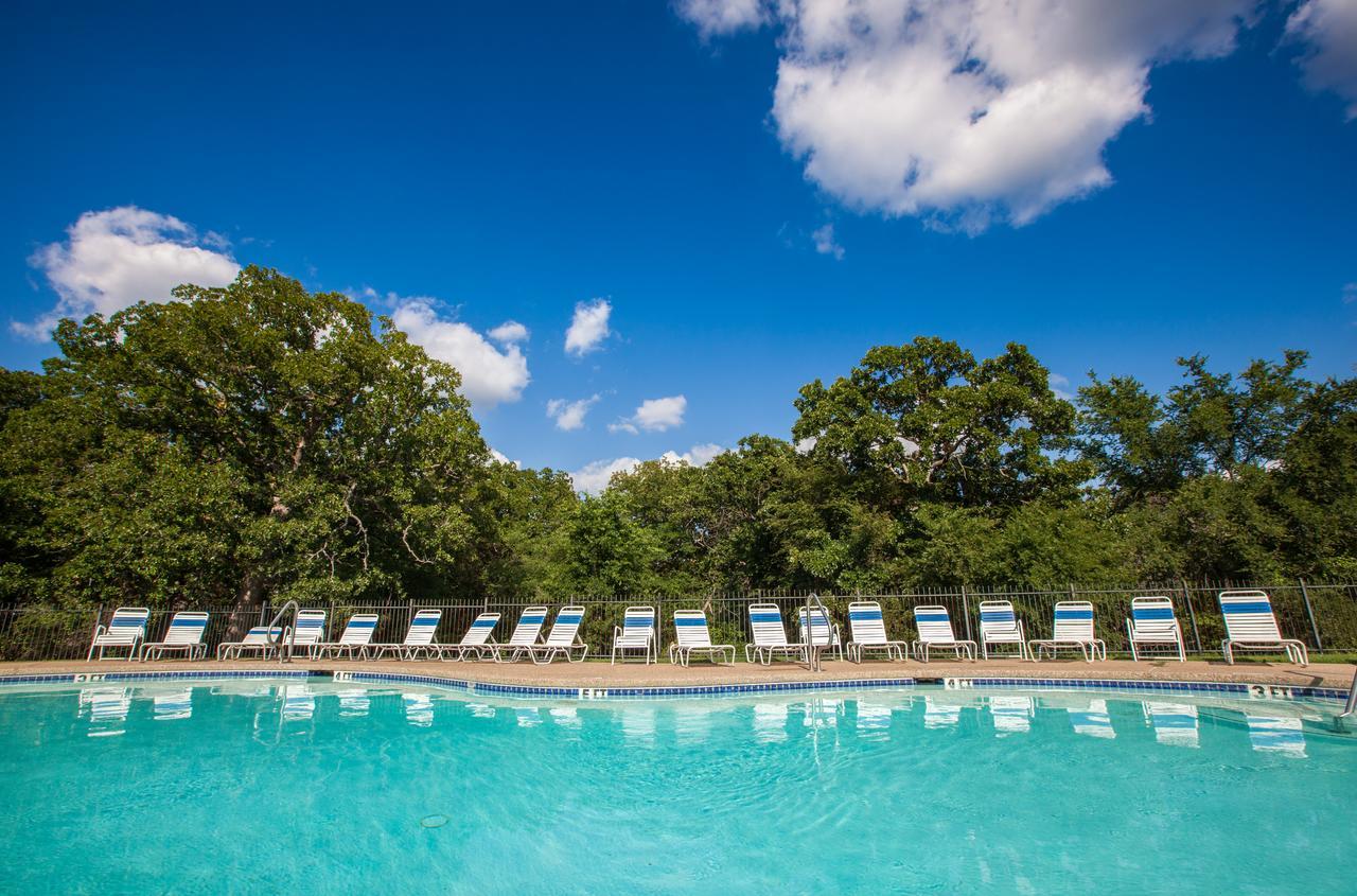 Lake Texoma Camping Resort Cabin 4 Willow Spring Exterior photo