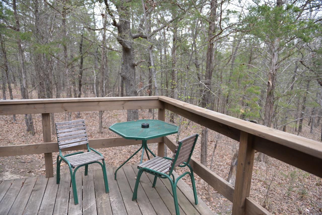 Lake Texoma Camping Resort Cabin 4 Willow Spring Exterior photo
